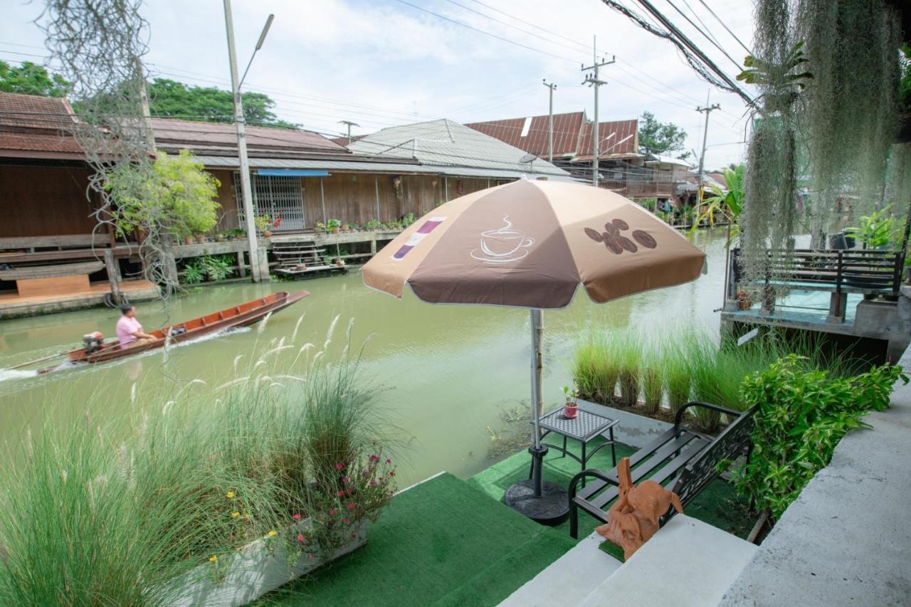 Reuan Vilawan Ratchaburi Buitenkant foto