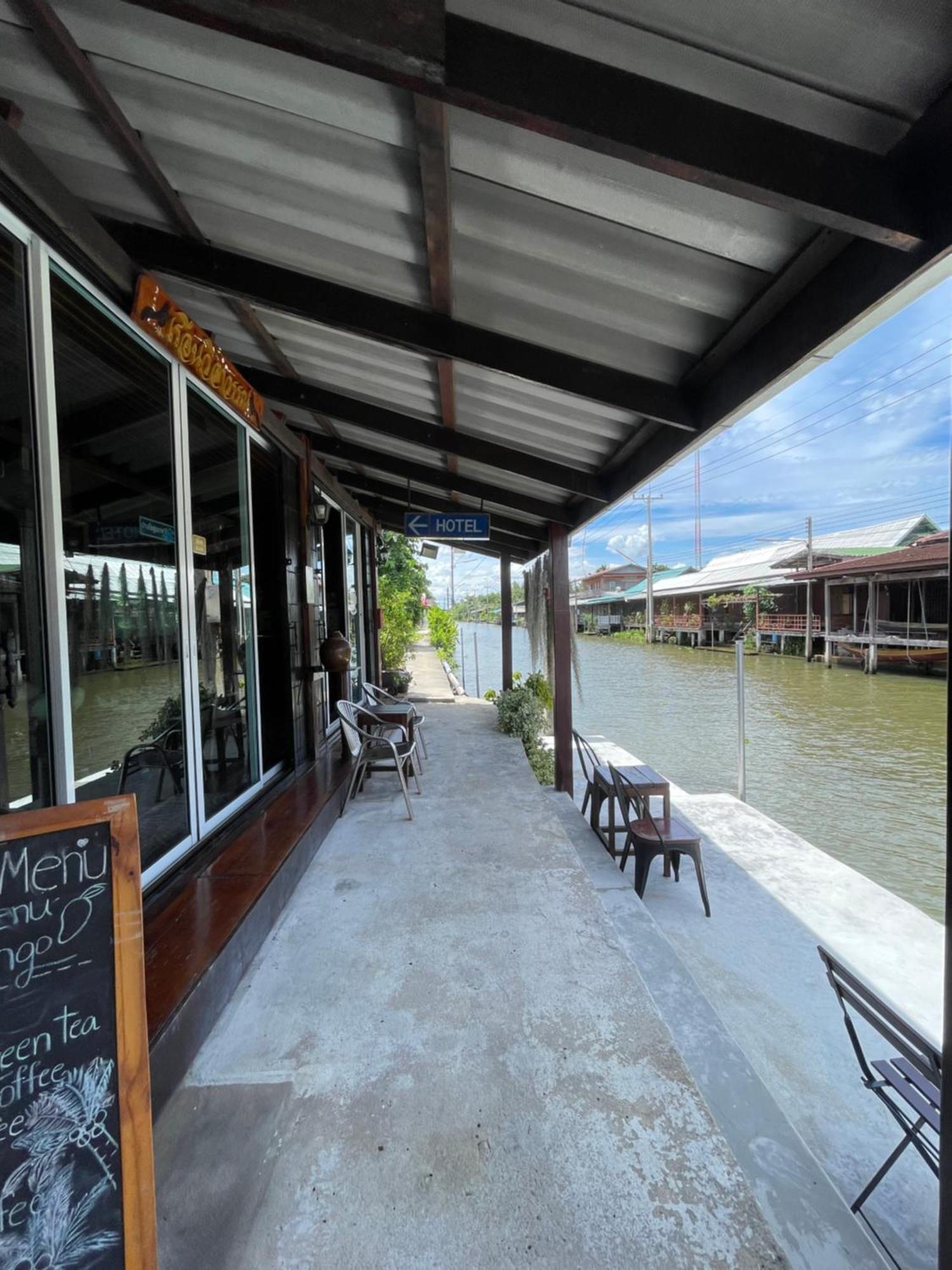 Reuan Vilawan Ratchaburi Buitenkant foto