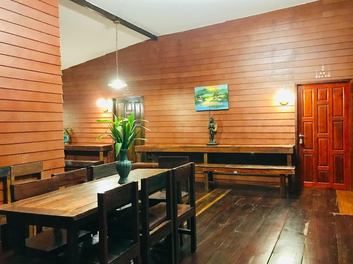 Reuan Vilawan Ratchaburi Buitenkant foto